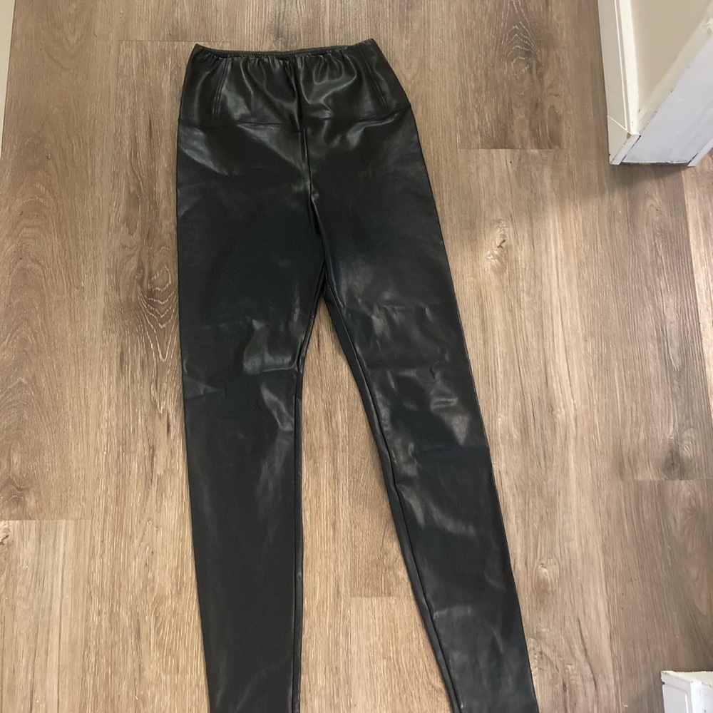 Wilfred Free Daria Faux Leather Legging